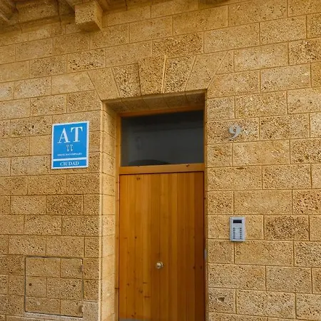 Old Brujula Ground Floor Apartamento *